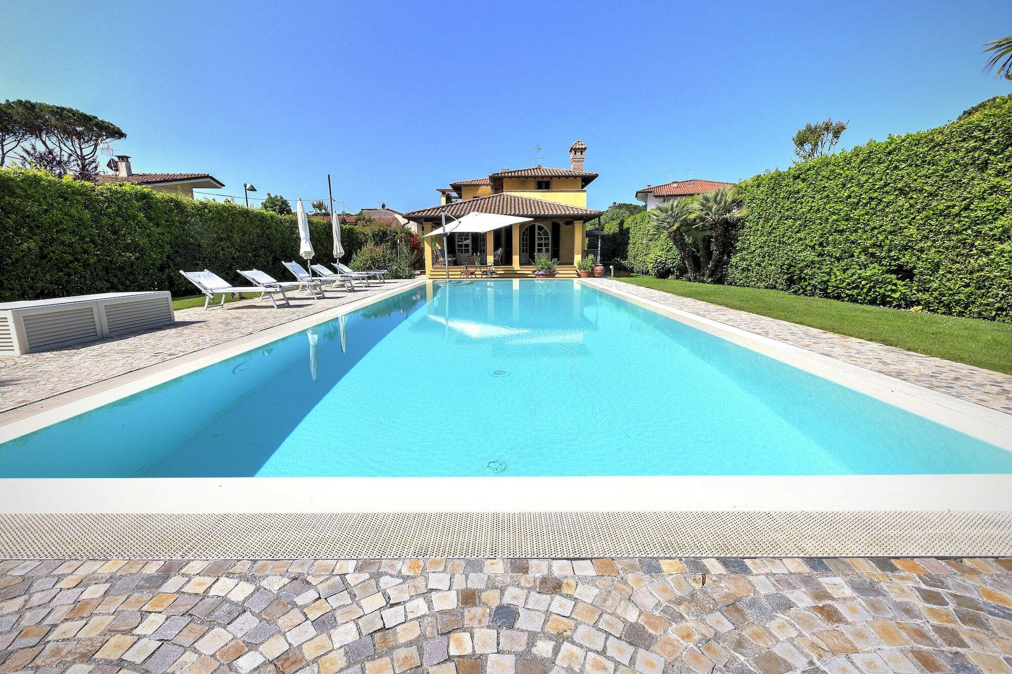 Relais Di Alice- Adults Only Bed and Breakfast Forte dei Marmi Exteriör bild